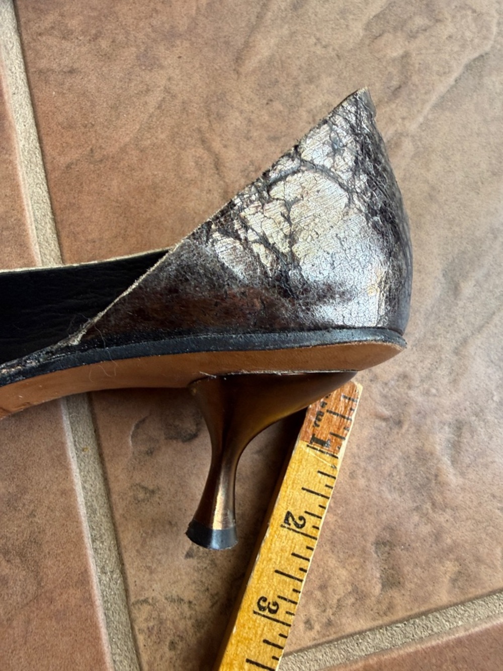 Cydwoq silver Metallic/black Pumps - Picture 4 of 5